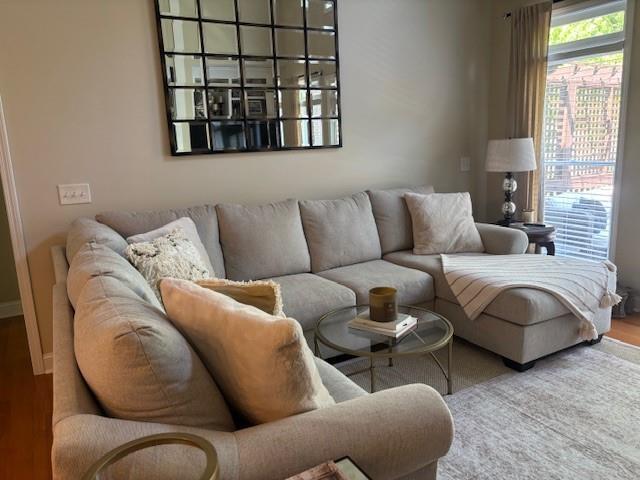 Foto del edificio - 4061 Glen Vista Ct