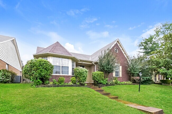 Foto del edificio - 1653 Dexter Ln
