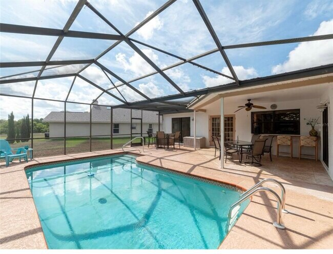 Foto del edificio - 14160 Faldo Ct