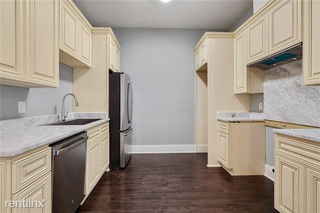 Building Photo - 3 br, 2 bath Townhome - 2919 Gravier