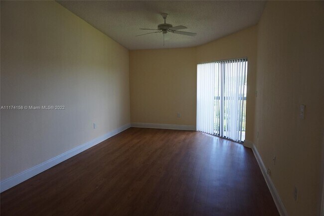 Building Photo - 9997 Nob Hill Ln