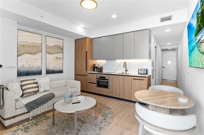 Foto del edificio - 580 72nd St