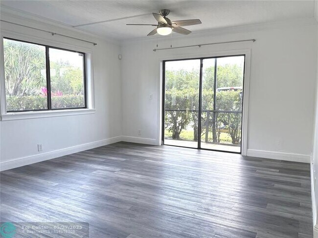 Building Photo - 567 Trace Cir