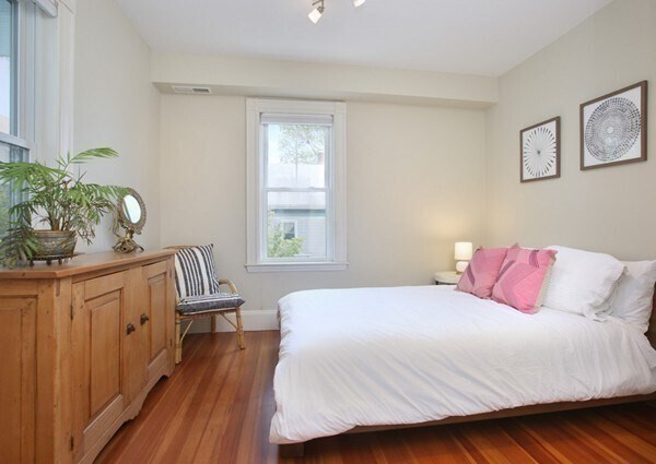 Foto del edificio - 425 Medford St