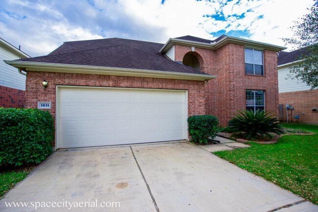 Foto del edificio - 1511 Mustang Crossing