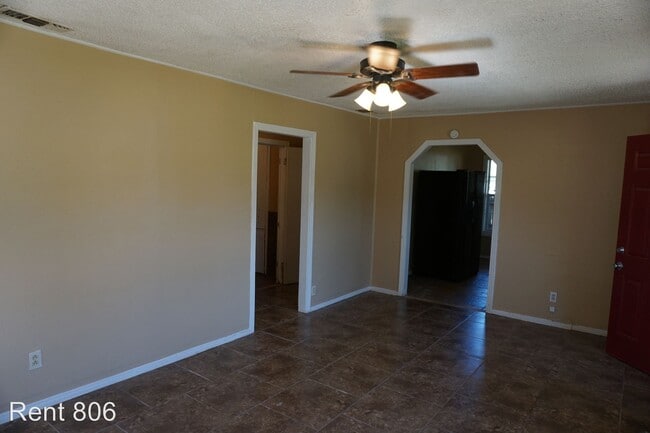 Building Photo - 2 br, 1 bath Apartment - 2819 38TH