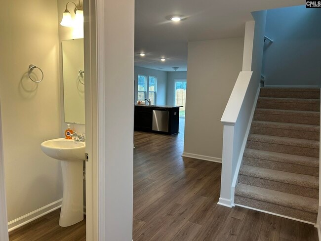 Building Photo - 387 Pinaster Path