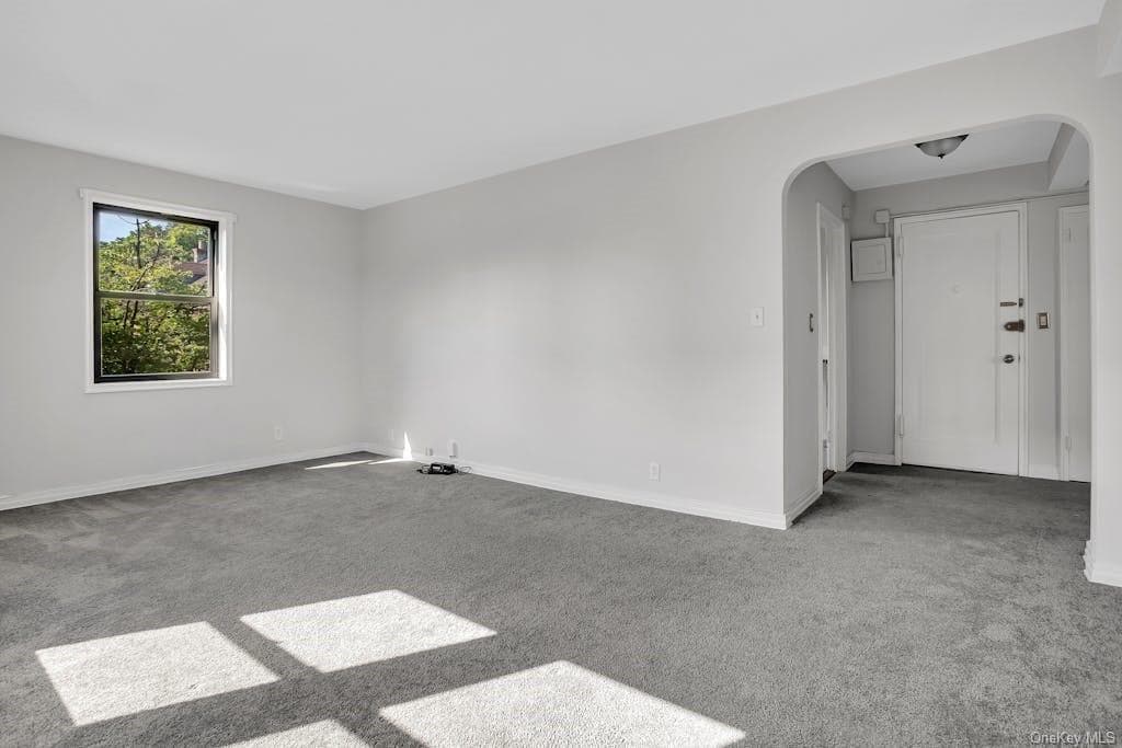 73 Hilbert St Unit 1C, Hempstead, NY 11550 Room for Rent in Hempstead, NY