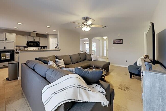 Foto del edificio - 21703 Bluejay Blvd