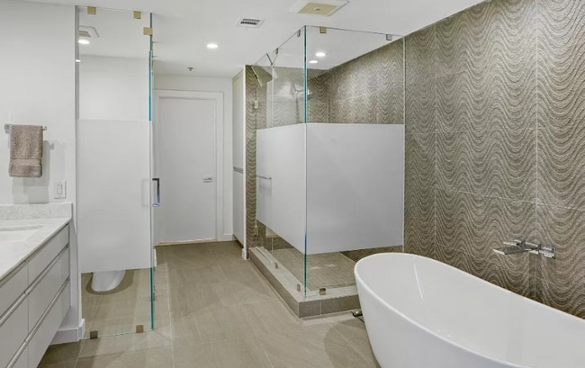 Foto del edificio - 1999 McKinney-122431