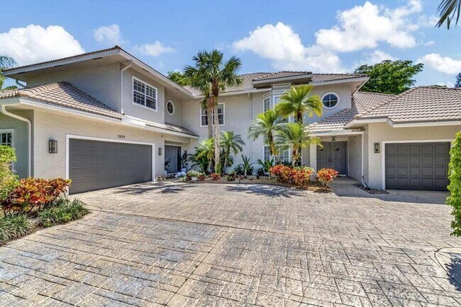 Foto del edificio - 11839 Pebblewood Dr