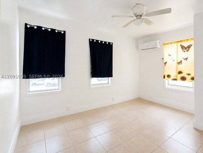 Foto del edificio - 1186 NW 103rd St
