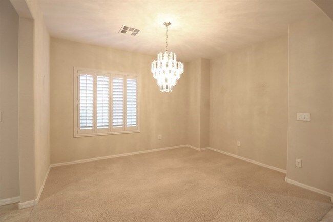 Building Photo - 2135 Gunnison Pl