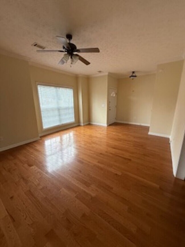 Foto del edificio - 1257 N Dean Rd