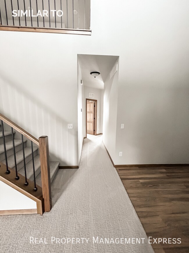 Foto del edificio - Stunning 3-Bedroom Townhome in Western Sio...