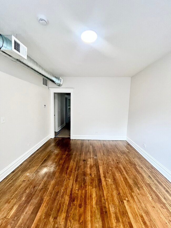 Foto del edificio - 2636 W 23rd St