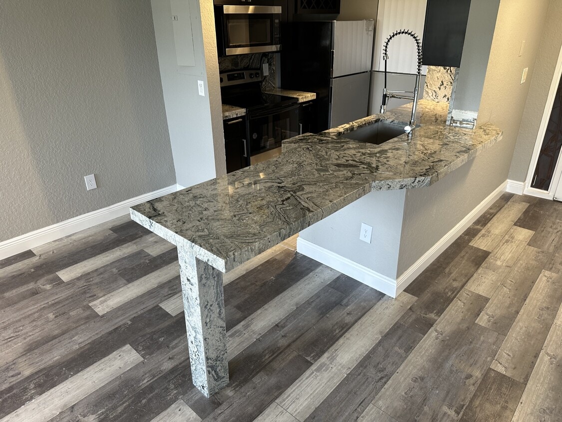 Photo - 2871 N Oakland Forest Dr (Oakland Park, FL)