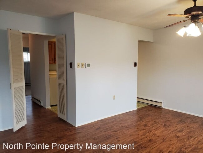 Building Photo - 3 br, 1.5 bath House - 245 Lania Dr.