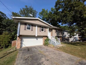 Building Photo - 5926 N Tampico Dr