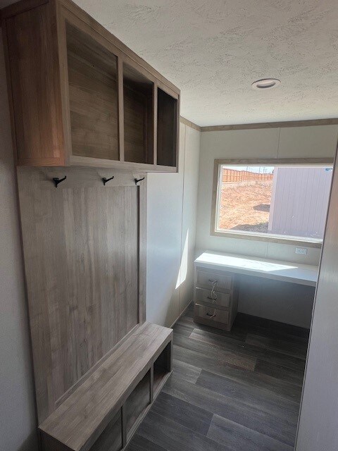 Foto del edificio - 15903 S Flores St