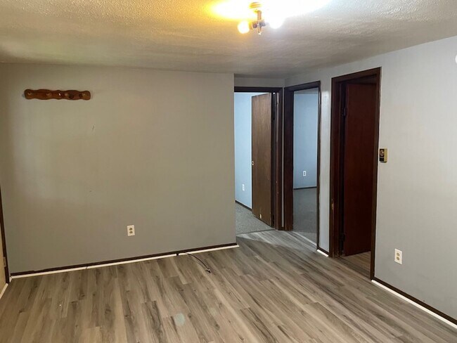 Foto del edificio - 238-242 W Elm St.