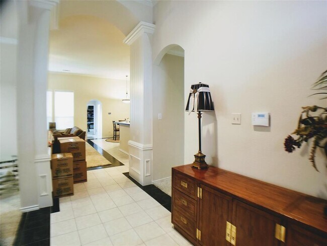 Foto del edificio - 904 Sunningdale