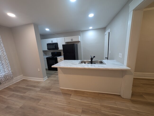 Foto del edificio - 940 Studer Ave