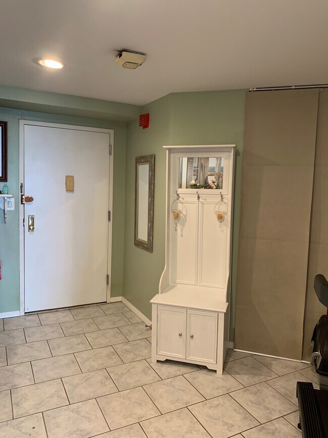 234 Harmon Cove Tower, Secaucus, NJ 07094 Apartment for Rent in Secaucus, NJ