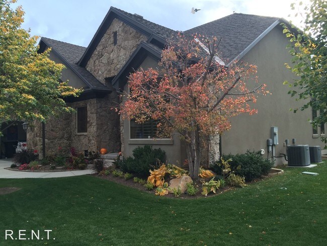 Building Photo - 8176 S Wasatch Haven Ct