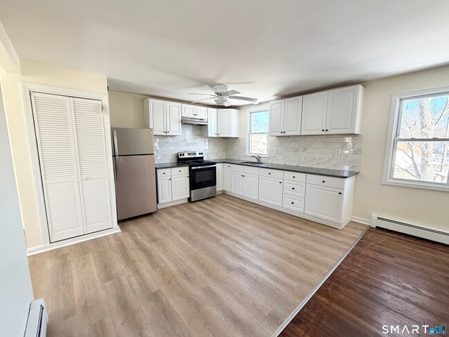 Foto del edificio - 114 Albright Ave