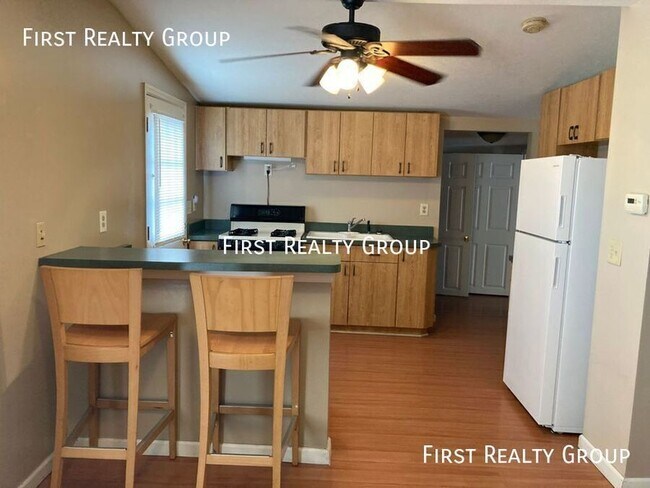 Building Photo - 1 Bedroom, 1 Bath Single Family Home for R...