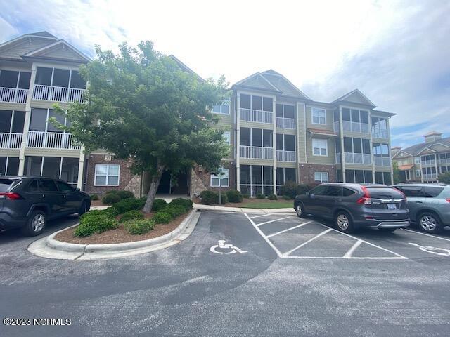 Foto principal - 395 S Crow Creek Dr
