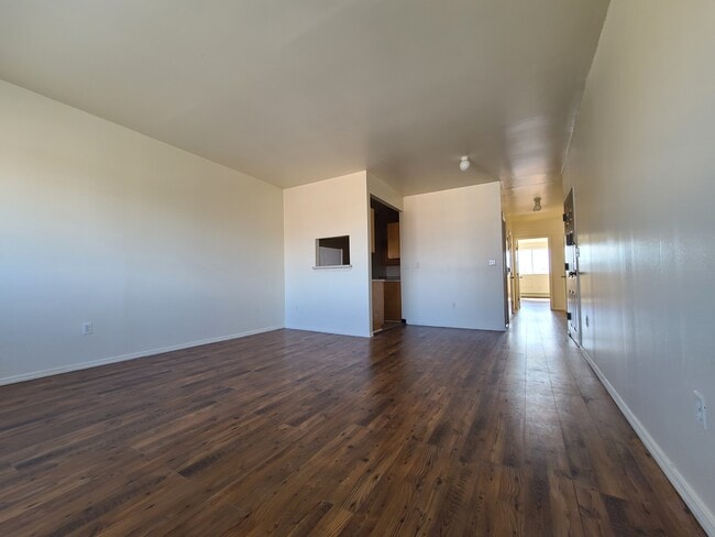 Building Photo - 1702 Park Pl