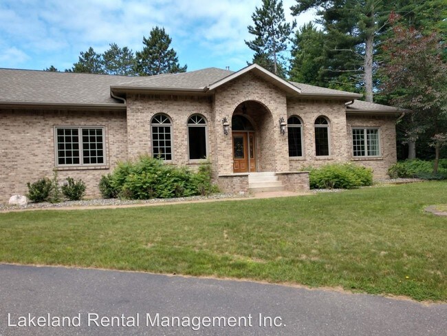 Foto del edificio - 4 br, 3.5 bath House - 1035 McKinley Blvd