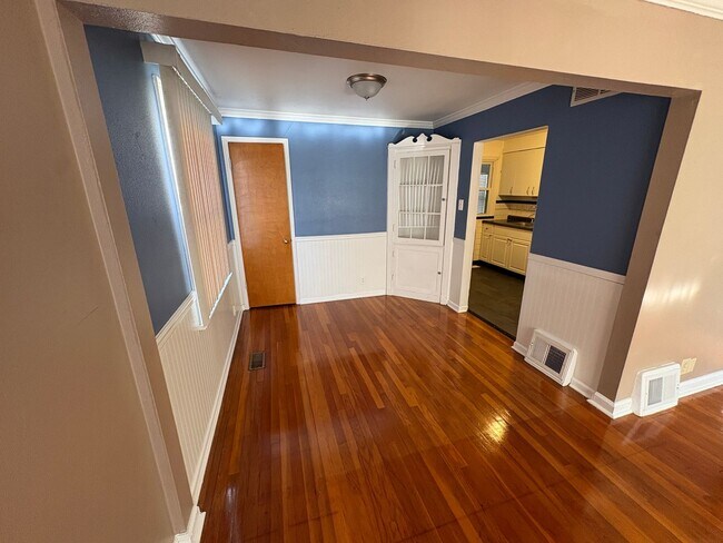 Foto del edificio - 1231 Hoyt Dr