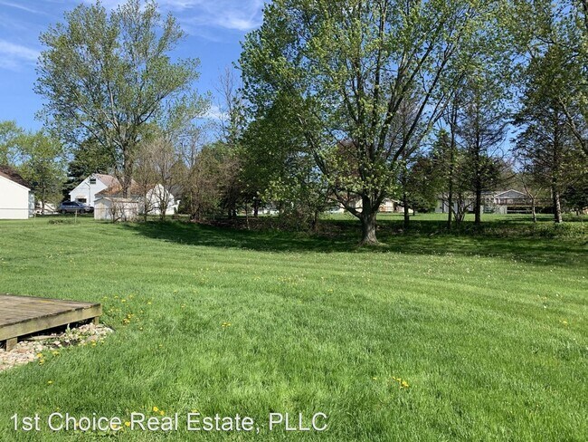 Building Photo - 2 br, 1 bath House - 308 W Vermontville Hwy