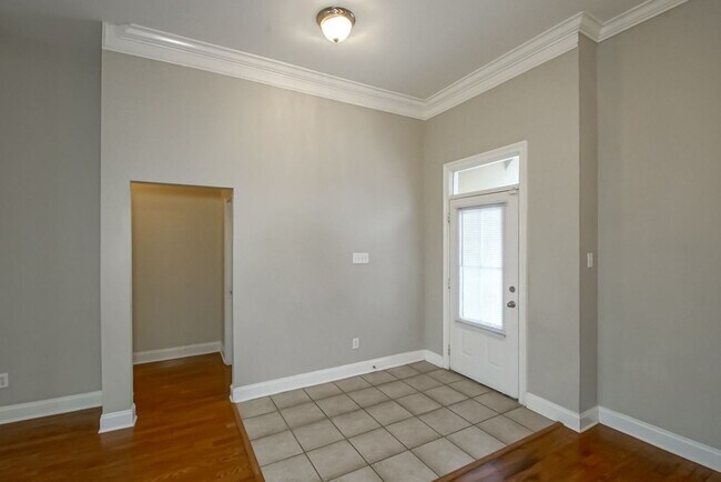 Foto del edificio - 12600 Woodland Hill Rd