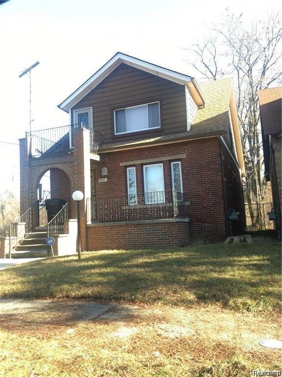 Foto principal - 15518 Snowden St