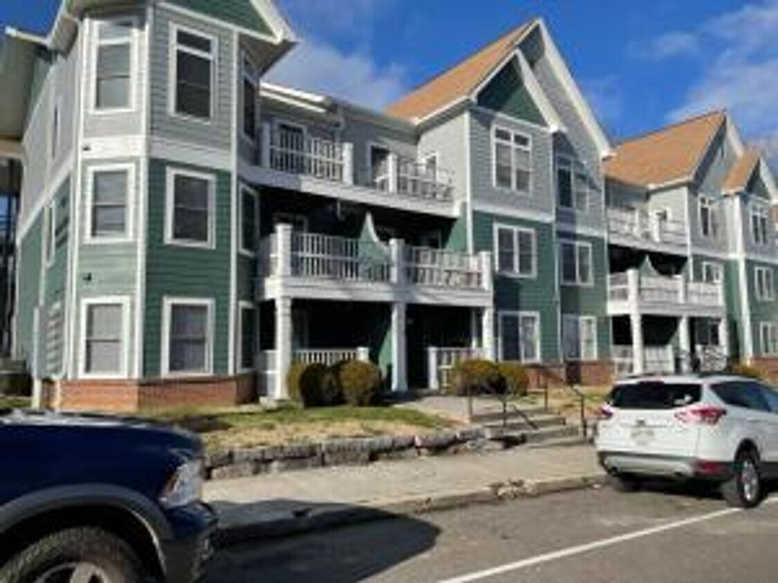 Primary Photo - FALL 2026: $3,300/month for ENTIRE UNIT! Great location w/ TWO assigned parking spaces! Move in A...