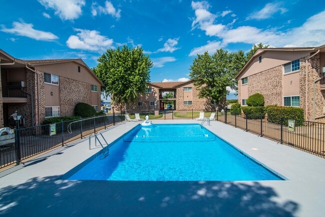 Building Photo - Copperstone Point