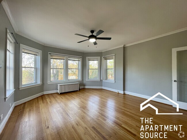 Building Photo - 3540 N Lowell Ave