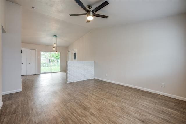 Foto del edificio - 203 N Forest Crest Dr
