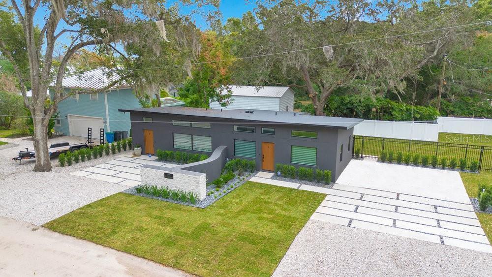 Primary Photo - 218 E 8th Ave