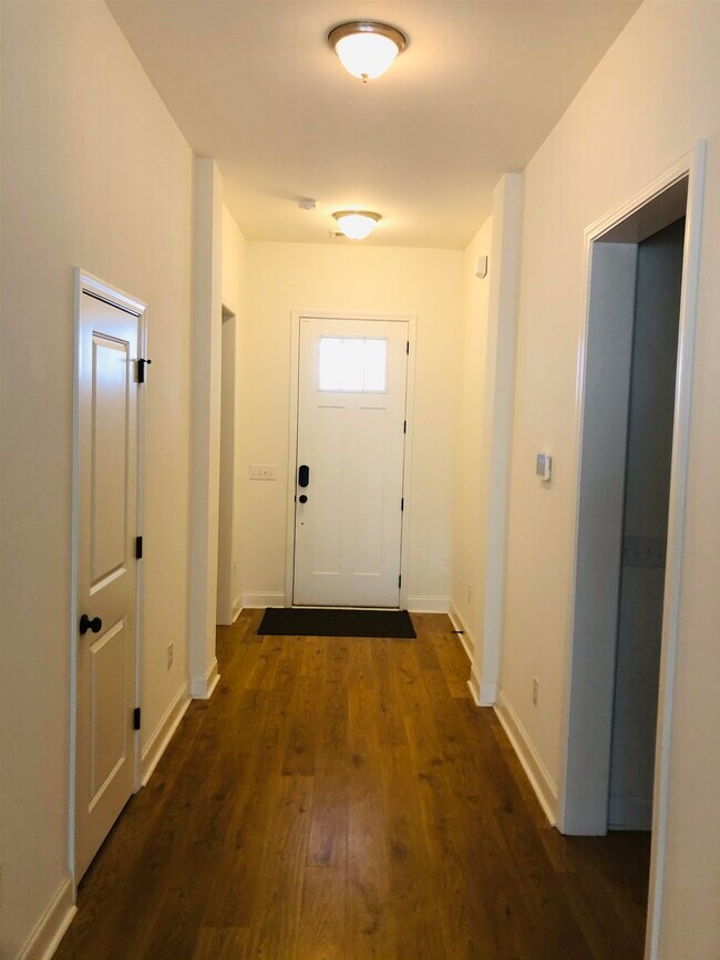 Building Photo - 6137 Chadderton Cir
