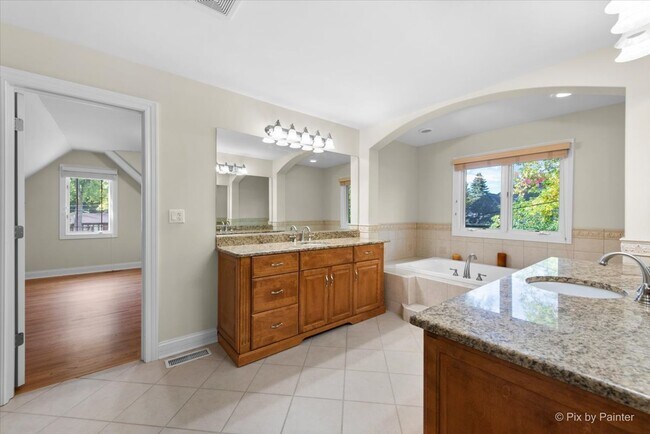 Foto del edificio - 277 Harvey Ave