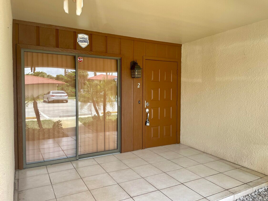 5935 Forest Hill Blvd, West Palm Beach, FL 33415 House for Rent in