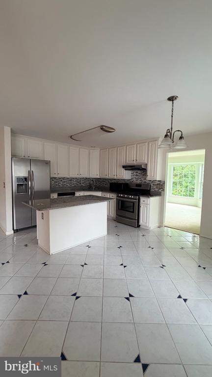 Building Photo - 4702 Pearson Dr