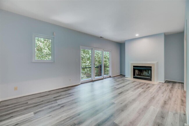 Building Photo - 5381 Pershing Ave