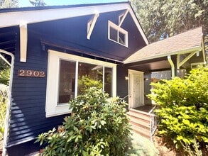 Building Photo - 2902 N Mason Ave