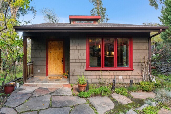 Foto del edificio - 385 Moraga Ave